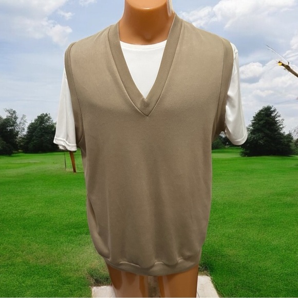 NWOT Steve Stricker Fairway Sport Golf Vest Sweater Men’s  Size Large Tan Beige. - Picture 1 of 10